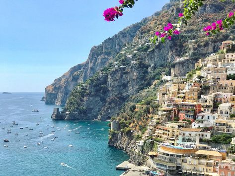 Italy's Amalfi Coast: This Summer's Charter Hot Spot - Yachts International Amalfi Coast Landscape, Italy Aesthetic Landscape, Vintage Italy Aesthetic, Almafi Coast Italy, Nature Desktop Wallpaper, Italy Coast, Italian Wallpaper, Mac Wallpapers, Mediterranean Summer