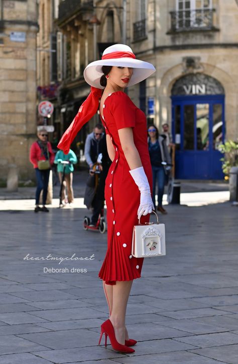 a Spring/ Summer vintage dress fav! This is our best retro fashion dress! Boatneck front with buttons and pleat at back. - Fabric: on model is bright red with white buttons Valentine Inspired Outfits, Casual Christmas Dresses, Men Vintage Style, Vintage Outfits Classy, Mad Men Dresses, Colorful Outfit Ideas, Modern Dresses, Colorful Outfit, Retro Looks