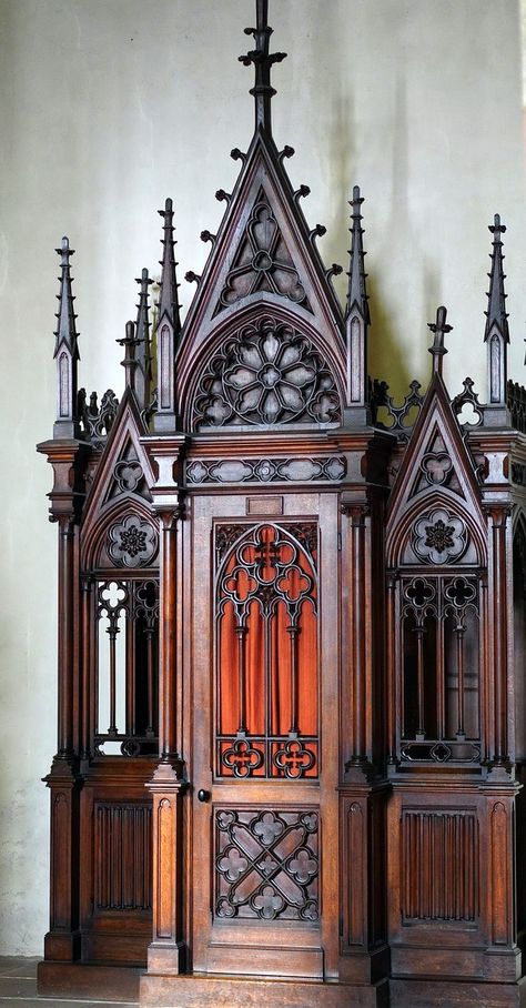 Gothic Revival Furniture, Goth Architecture, Wood Carving Furniture, Gothic Pattern, Revival Architecture, Dark House, Gothic Furniture, Gothic Church, Goth Home