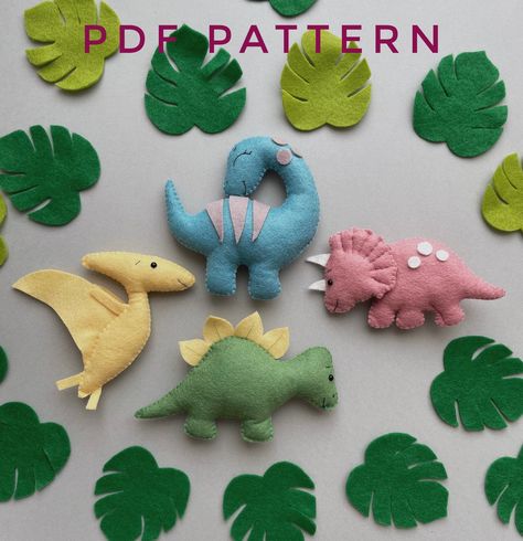 Felt Patterns Free, Funny Dinosaurs, Dinosaur Patterns, Sewing Felt, Dinosaur Ornament, Dinosaur Head, Diy Baby Mobile, Felt Animal Patterns, Diy Bebe