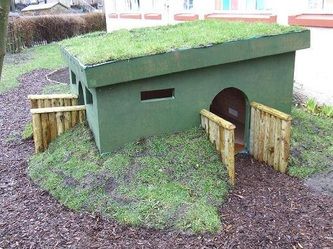 Creative Bunrooms - G+D's Heavenly Hares Rabbitry                   Spring Branch, Texas Rabbit Shelter, Log Seating, Bunny Homes, Bunny Rabbit Crafts, Rabbit Pen, Rabbit Stuff, Bunny Ideas, Homestead Animals, Rabbit Enclosure