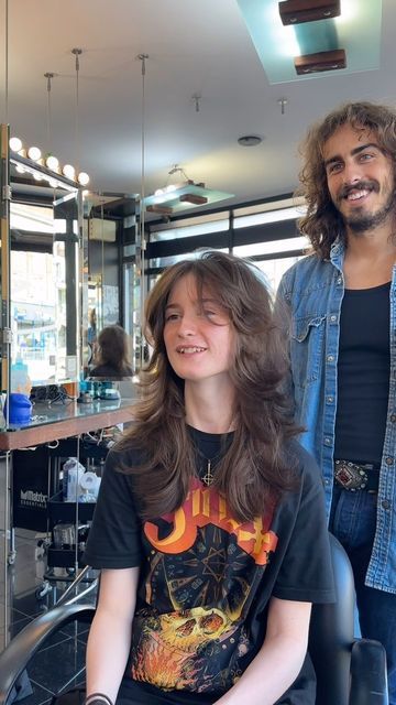 Rock And Roll Haircuts For Women, Rock And Roll Haircut Women, 80 Shag Haircut, 80s Women Haircut, Rock Inspired Hairstyles, Shag Rocker Haircut, Rock Star Shag Haircut, Rockstar Haircut Straight Hair, 80s Rock Star Hair