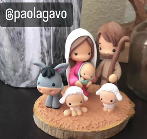 Bunny Activities, Nativity Scene Diy, Clay Christmas Decorations, Porcelain Christmas Ornaments, Polymer Clay Ornaments, Christmas Clay, Polymer Clay Christmas, Clay Baby, Nativity Crafts