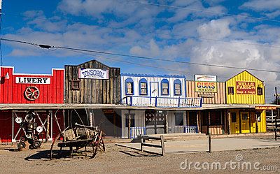 Facade of old stores Seligman Arizona, Old West Decor, Wild West Town, Cowboy Town, Rustic Shed, Old Western Towns, Old West Town, Farm Town, Town Building