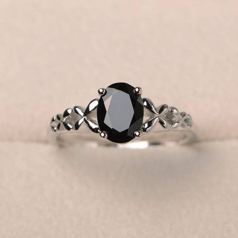 Emo Wedding, Ring Black Stone, Unique Engagement Rings Rose Gold, Black Spinel Ring, Black Diamond Solitaire, Pink Morganite Engagement Ring, Pear Cut Engagement Rings, Black Stone Ring, Dark Wedding