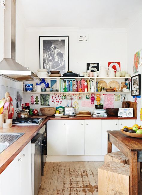 Sydney Northern Beaches Home · Mark and Louella Tuckey and Family | The Design Files Interior Design Minimalist, Maximalist Interior, Bohemian Kitchen, Design Management, Decoration Furniture, Family Kitchen, The Design Files, Christmas Aesthetic, Dream Kitchen