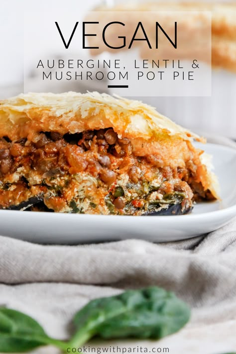 Lentil Puff Pastry, Vegan Pot Pie With Puff Pastry, Vegan Mushroom Pot Pie, Vegan Pie Savoury, Vegan Winter Meals, Mushroom Pot Pie Recipe, Vegan Pie Recipes, Veggie Pie Recipe, Vegetarian Pie Recipes