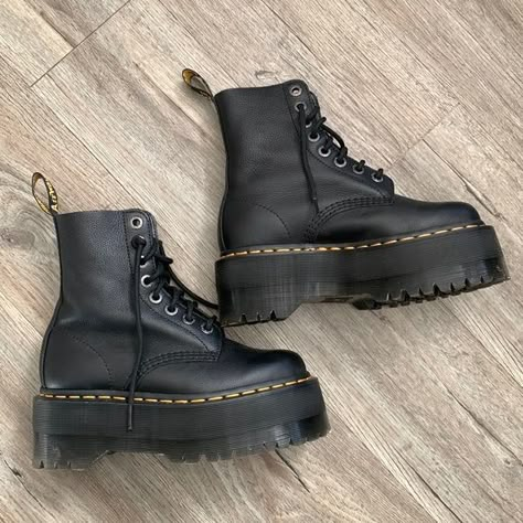 Platform Doc Marten Boots — 1460 Pascal Max Doctor Martens Aesthetic, Pascal Max Dr Martens, Platform Boots 70s, Doc Martens Platform Boots, Dr Martens Aesthetic, How To Style Doc Martens, Doc Martin Boots, Doc Marten Platform, Doc Martens Platform