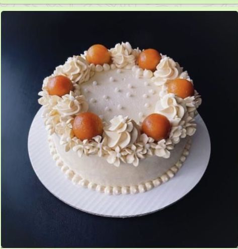 Jamun Ice Cream, Gulab Jamun Cake Recipe, Gulab Jamun Cake, Soft Drinks Recipes, Eggless Cookie Recipes, Cardamom Cake, Elegant Birthday Cakes, Simple Cake Designs, Gulab Jamun