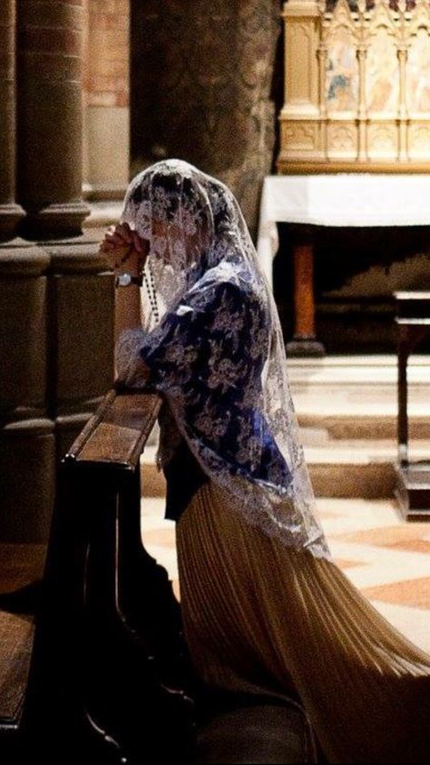 Here in your courts, where I'm close to your throne, I've found where I belong. Catholic Veiling, Christian Veils, Catholic Veil, Traditional Catholicism, Church Aesthetic, Catholic Women, Chapel Veil, Catholic Images, Bride Of Christ