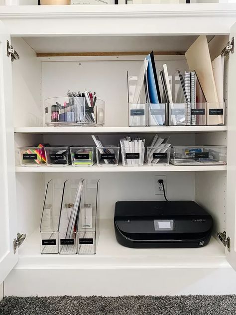 Home Pharmacy Organization Ideas, Home Office Storage Cabinets Organization Ideas, Office Organization Closet, Organize Office Cabinet, Organise Desk Office, Office Material Organization, Organization Office Supplies, Home Office Supply Storage, Home Office Cabinet Organization