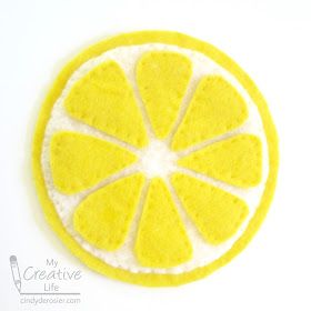 Lemon Diy, Lemon Crafts, Felt Cake, Recycled Crafts Kids, Hand Sewing Projects, Felt Coasters, Pretend Food, Felt Books, Lemon Slices