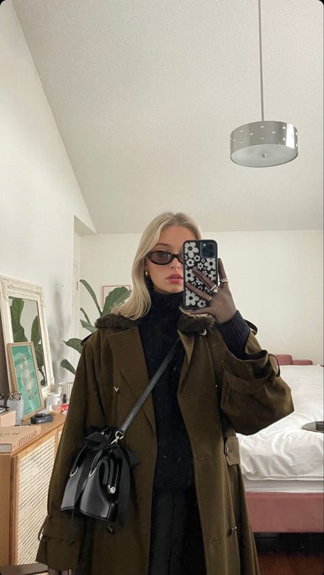 Bridget Brown, Travel Ootd, Seoul Travel, Fitness Inspo, Capsule Wardrobe, Editorial Fashion, Fashion Inspo, Instagram Photos, My Style