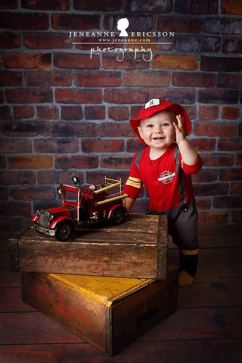 Fireman Kids, Fire Truck Cake, Fire Fighter Cake, Fireman Cake, Firetruck Cake, Firetruck Birthday Party, Fireman Birthday, Truck Cake, 1st Birthday Pictures