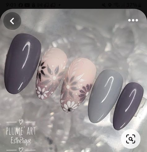 Winter Flower Nails, Nail Art Design 2023, Burgundy Acrylic Nails, Nail Inspo Trendy, Grey Nail Designs, Nail Art Diy Easy, Square Nail Designs, Floral Nail Designs, Cute Toe Nails