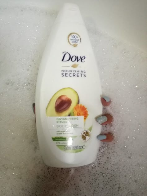 Dove Shower Gel, Calendula Extract, Dove Body Wash, Body Hygiene, Recycled Bottle, Hygiene Routine, Beauty Supplies, Makeup And Skincare, Avocado Oil