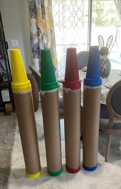 Selfie Point Ideas For College, Crayon Themed Classroom, Kindergarten Graduation Party, Art Classroom Decor, Back To School Party, Preschool Graduation, Kindergarten Graduation, Vacation Bible School, Art Party