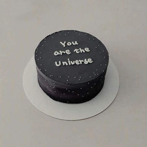 Black Cake, Pastel Cakes, Cake Mini, Korean Cake, Simple Cake Designs, Mini Cakes Birthday, Gateaux Cake, Simple Birthday Cake, Pretty Birthday Cakes