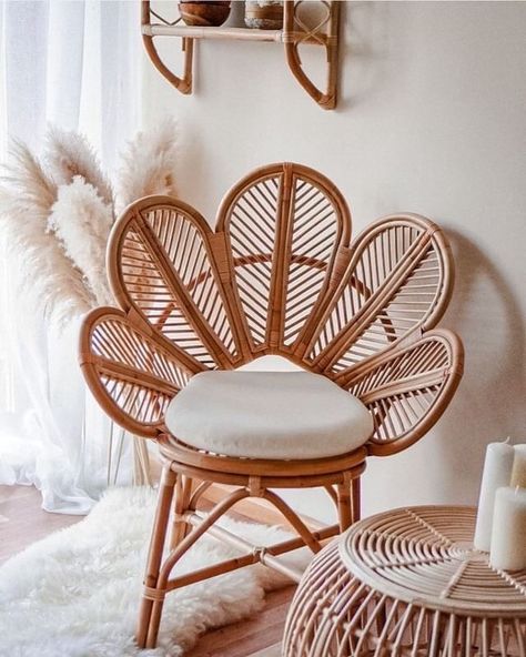 BOHEMIAN DECOR on Instagram: “Stunning Rattan Daisy Chair by @ballyhands! 🌼 Natural but utmost elegant, fitting in every home of a boho lover. The Fitting coffee table…” Daisy Chair, Bohemian Decorating, Rattan Bedroom, Boho Chair, Pinterest Contest, Bday Gift, Dream House Decor, Boho Bedroom, Gift List