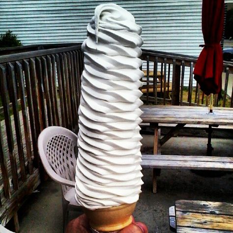 Big Ice Cream Cone, I Want Ice Cream, Big Ice Cream, Giant Ice Cream, Kawaii Dessert, Yummy Ice Cream, Love Ice Cream, Pretty Dessert, Soft Serve Ice Cream