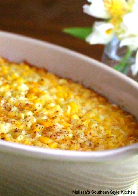 Corn Souffle Recipe, Corn Soufflé Recipe, Easy Corn Pudding, Creamed Corn Casserole Recipe, Corn Pudding Casserole, Starchy Sides, Corn Souffle, Buttery Corn, Corn Recipes Side Dishes