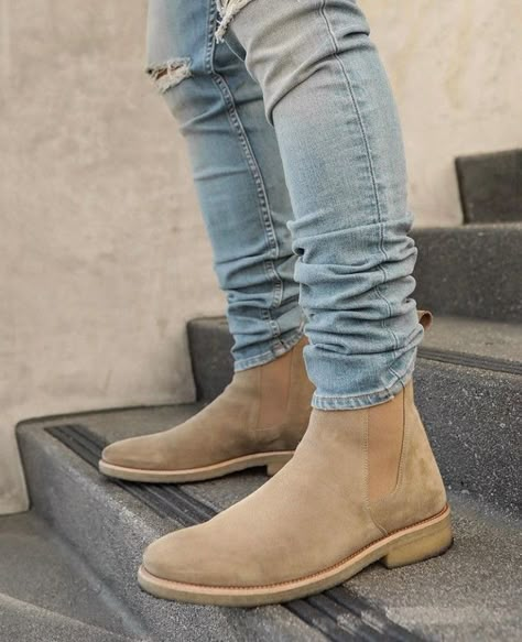 chelsea boots for men. Mens Boots Fashion Casual, Chelsea Boots Men Outfit, Chelsea Boots Outfit, Galaxy Converse, Boots Men Outfit, Chelsea Boots Style, Boots Outfit Men, Herren Style, Mens Boots Casual