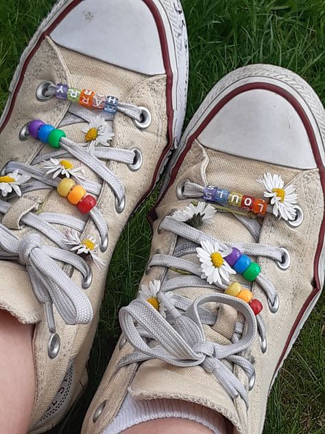 Diy Converse, Embroidered Shoes, Aesthetic Shoes, Shoe Charms, Converse Shoes, Refashion Clothes, Converse High Top Sneaker, Converse Chuck Taylor High Top Sneaker, Dream Shoes