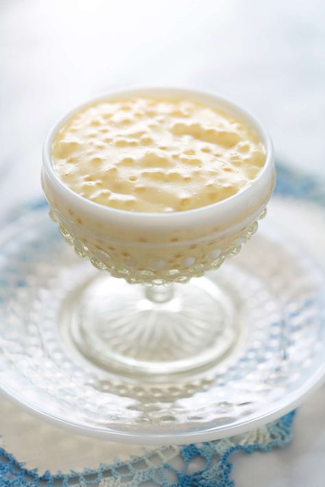 Tapioca pudding is a classic dessert that features small tapioca pearls, milk, sugar, eggs, and vanilla. It only takes 30 minutes to make at home with this recipe. Dorito Chicken Casserole, Tapioca Pudding Recipe, Minute Tapioca, Pudding Recipes Homemade, Tapioca Recipes, Dorito Chicken, Tapioca Pudding, Creamy Ranch, Tapioca Pearls