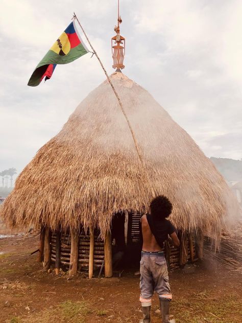 Kanaky flag, New Caledonia 🇳🇨 Melanesia Kenyan Culture, New Caledonia, Dress Clothes, Jamaica, Flag, Collage, Travel, Pins, Quick Saves