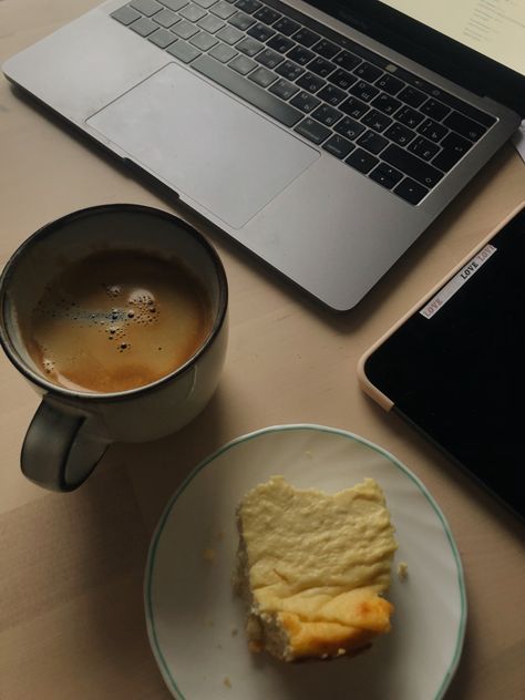 #study #coffee #cake #breakfast #ipad #mac #student #motivation #morning Coffee Cake Breakfast, Study Coffee, Motivation Morning, Cake Breakfast, Scrap Ideas, Coffee Breakfast, How To Make Coffee, Student Motivation, Coffee Cake