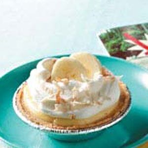 Fatty Recipes, Homemade Banana Cream Pie, Banana Cream Pie Recipe, Awesome Desserts, Banana Pie, Mini Bananas, Cream Pies, Cream Pie Recipes, Banana Cream Pie