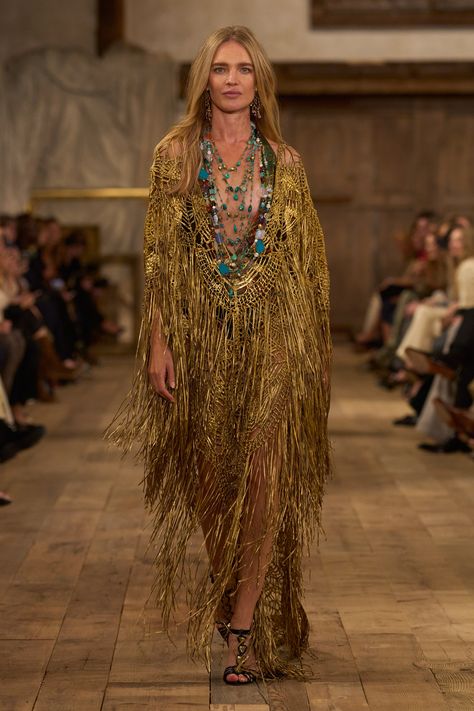 Ralph Lauren Spring 2024 Ready-to-Wear https://www.vogue.com/fashion-shows/spring-2024-ready-to-wear/ralph-lauren/slideshow/collection#48 Boho Haute Couture, 2024 Boho Fashion, Ralph Lauren 2024, Flamenco Outfit, Boho Glam Fashion, Beaded Pants, Boho Couture, Ralph Lauren Western, Ralph Lauren Runway