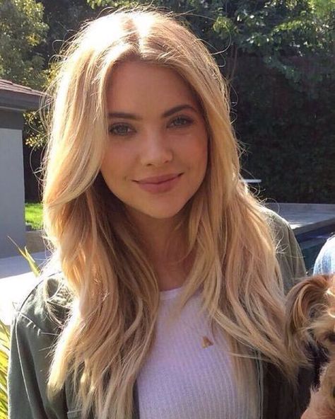 Ashley Benson Hair, Pretty Little Liars Hanna, Ashley Benson, Long Blonde, Long Blonde Hair, Hair Envy, Pretty Little Liars, Hair Goals, New Hair