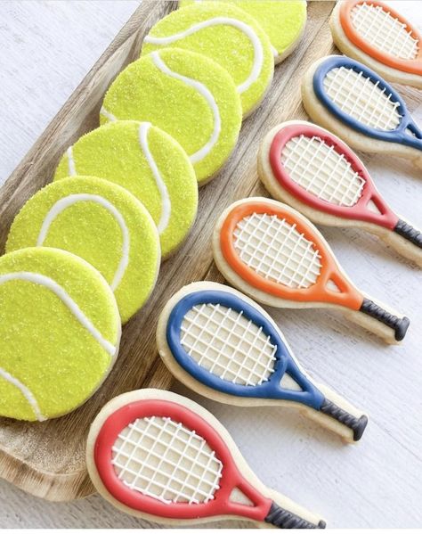 Tennis Racket Cookies Decorated, Tennis Event Ideas, Pickleball Birthday Cake, Tennis Racquet Cake, Tennis Cookies, Tennis Cupcakes, Tennis Themed Party, Tennis Birthday, Tennis Party