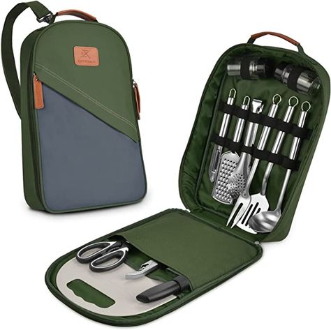 Must Have Camping Gear, Camping Cooking Set, Camping Cooking Utensils, Kitchen Essentials List, Camping Utensils, Bbq Camping, Cooking Kit, Grilling Utensils, Camping Cooking