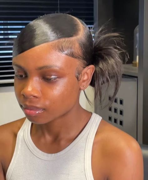 Slick Back Space Buns Natural Hair, Space Buns With Side Part, Hairstyles Bun Black Women, Spiky Bun Black Women, Side Part 2 Buns, Slick Space Buns, Space Braids, Side Part Bun Black Women, Low Space Buns Black Women