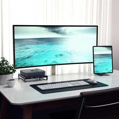 Modern minimalist PC setup with ultrawide monitor and Apple Mac mini #pcsetup #modernsetup #minimalistsetup #ultrwidesetup #aplle Simple Computer Desk, Mac Setup, Dream Desk, Computer Desk Setup, Desk Setups, Home Studio Setup, Desktop Setup, Desk Inspiration, Computer Room