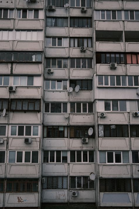 Soviet Buildings Architecture, Post Soviet Architecture, 1990s Architecture, Soviet Apartment Block, 1940s Architecture, Soviet Building, Apartment Building Exterior, Drawing Backgrounds, Soviet Architecture