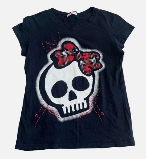 Pop Punk Aesthetic Outfit, Punk Aesthetic Outfit, Scene Shirts, Mall Goth Fashion, Scene Clothing, Emo Shirt, Scene Shirt, Emo Shirts, Future Clothes