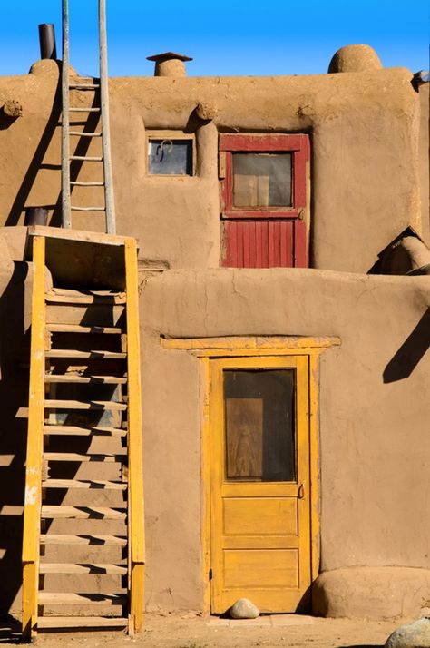 Taos New Mexico Pueblo New Mexico Style, Taos Pueblo, Yellow Door, Taos New Mexico, Mexico Style, Adobe House, Santa Fe Style, New Mexico Usa, Egyptian Pyramids