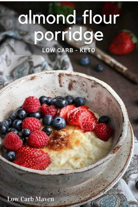 Paleo Porridge, Flour Porridge, Crustless Cheesecake, Low Carb Oatmeal, Low Carb Cereal, Keto Oatmeal, Pudding Chia, Desayuno Keto, Breakfast Muffin