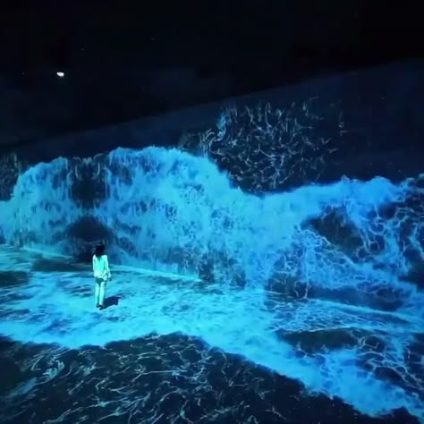 Ceiling Projection Mapping, Experiential Art Installation, Water Projection Mapping, Projection Mapping Installation, Touchdesigner Art, Interactive Art Ideas, Video Mapping Projection, Light Sculpture Art, Starry Beach