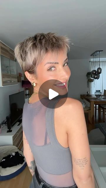 Short Hair Sweethearts on Instagram: "@jejojejo87 

❤️😍❤️😍❤️😍❤️😍❤️😍❤️😍❤️😍❤️

#shorthair #shorthaircut #pixiecut #pixie #pixiehaircut #shorthairideas #hair #hairfashion #shorthairstyles #shavednape #buzzcutfeed #undercut #shorthairdontcare #hairporn #shorthairideas #shorthairrocks #girlswithshorthair #girlswithundercut #girlswithshavedheads #beautifulgirls #inkedgirls #girlswithtattoos #baldgirls #hairinspo #shorthairsweethearts #pixietutorial #shorthairtutorial" Super Short Pixie Hair, How To Style Short Hair Pixie Tutorials, Messy Pixie Haircut, Haircuts Long, Short Mullet, Girls With Shaved Heads, Messy Pixie, Curly Mullet, Shaved Nape