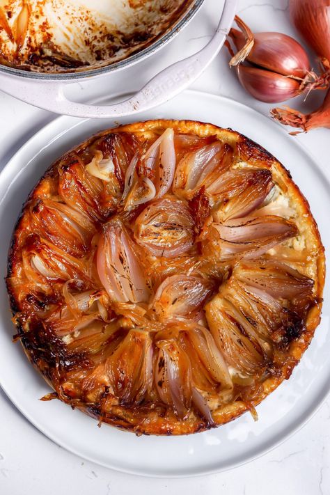 Shallot Tarte Tatin - Food My Muse Shallot Tarte Tatin, Tarte Tatin Recipe, Bundt Recipes, Small Bites Appetizers, Caramelized Shallots, White Balsamic Vinegar, My Muse, Savory Tart, Appetizer Bites