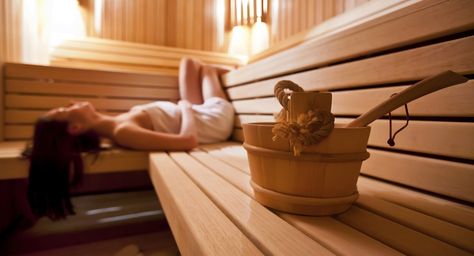 Sauna Health Benefits, Sauna Kits, Lose Water Weight, Finnish Sauna, Steam Sauna, Steam Bath, Wellness Trends, Drink Plenty Of Water, Cleanse Your Body