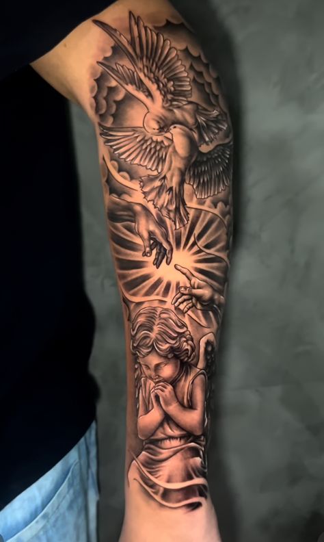 Mens Tattoos Sleeves Ideas, Men’s Tattoo Forearm Sleeve, Clock Tattoo Sleeve Men, Tätoo Arm Man, Shoulder And Bicep Tattoo Men, Men’s Tattoo Tricep, Lighting Arm Tattoo, Icarus Tattoo Forearm, Arm Name Tattoos Men