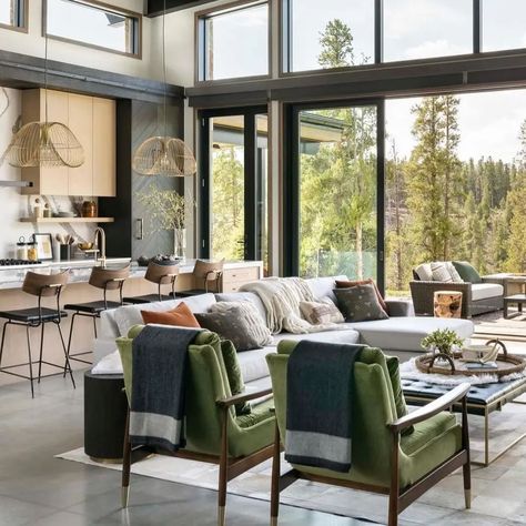 Photo by Vivir Design on February 19, 2022. May be an image of furniture and living room. Colorado Mountain Homes, Mountain Interiors, Modern Mountain Home, Mountain Modern, Modern Mountain, Kitchen And Bath Design, Luxe Interiors, Interiors Design, Eclectic Design