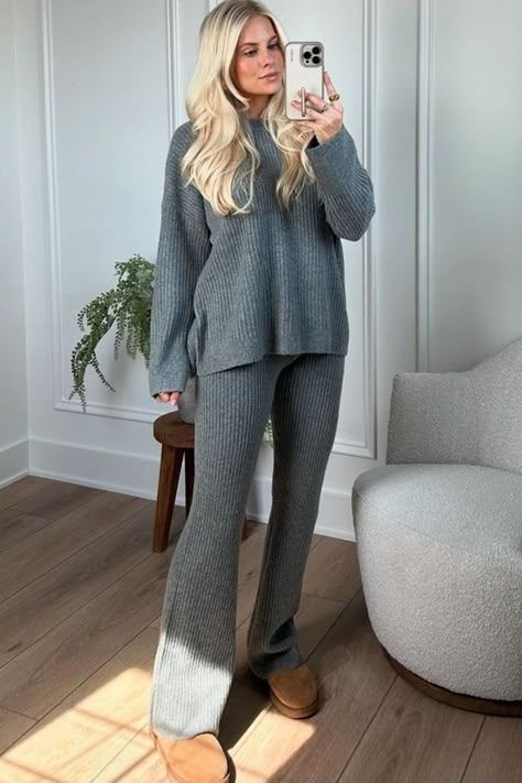 It’s LIVE!!! 🤍😭🎉🥹 my second fall collection as an Abercrombie Partner is here! 🤩 These pieces are designed for the ultimate cozy fall vibes, cute fall transitional outfits, and a fall capsule wardrobe. To show how versatile these pieces are, I'm styling this lounge set in multiple ways! I love a good set but it's fun to get creative. Do you like it? Tap to shop this fall look! 2 Piece Outfit Set Fall, Kathleen Post Outfits, Multiple Outfits Few Pieces, Classy Loungewear Outfit, Cozy At Home Outfits, Cute Loungewear Outfits, Cute And Cozy Outfits, Lounge Set Outfit, Sweater Set Outfits