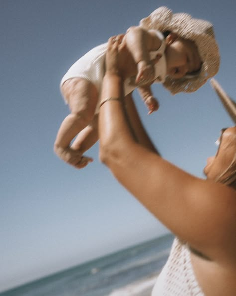 A sweet little mama + daughter SanO session ✨ I don’t typically shoot when the sun is so high, but we made it work and it made the ocean look SO BLUE 🩵🤩 👀 I’m going to be opening my books for Motherhood sessions soon, in home & on locations. These will be very limited as I have a lot of births on the calendar. Stay tuned 📸 || motherhood • mommy and me • Orange County photographer • San Clemente #sanonofre #orangecountyphotographer || Baby Beach Photos, Beach Mama, Mama Daughter, Baby Beach, Vacation Packing, Baby Swimming, San Clemente, My Books, Beach Baby