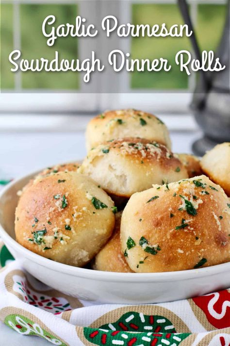 Garlic Parmesan Dinner Rolls, Sour Dough Dinner Rolls Recipe, Quick Sourdough Garlic Bread, Garlic Parmesan Rolls, Sourdough Starter Garlic Bread, Sour Dough Garlic Bread Recipe, Garlic Sourdough Rolls, Sourdough Discard Garlic Rolls, Sourdough Garlic Rolls